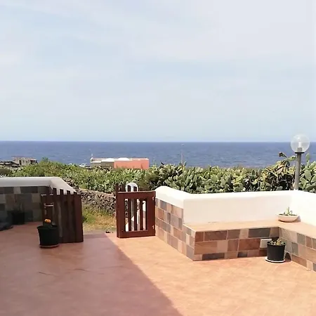 Apartment Elio&mina - Dammusi E Con Vista Mare *