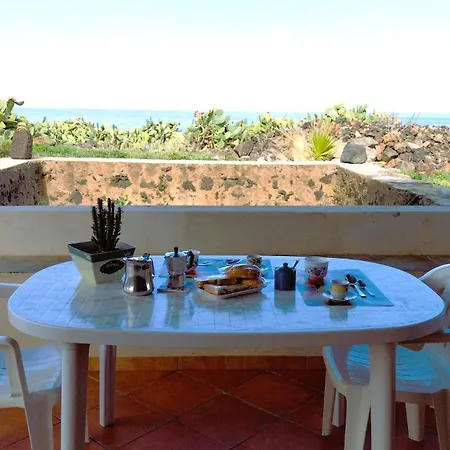 Elio&mina - Dammusi E Con Vista Mare Apartment Pantelleria
