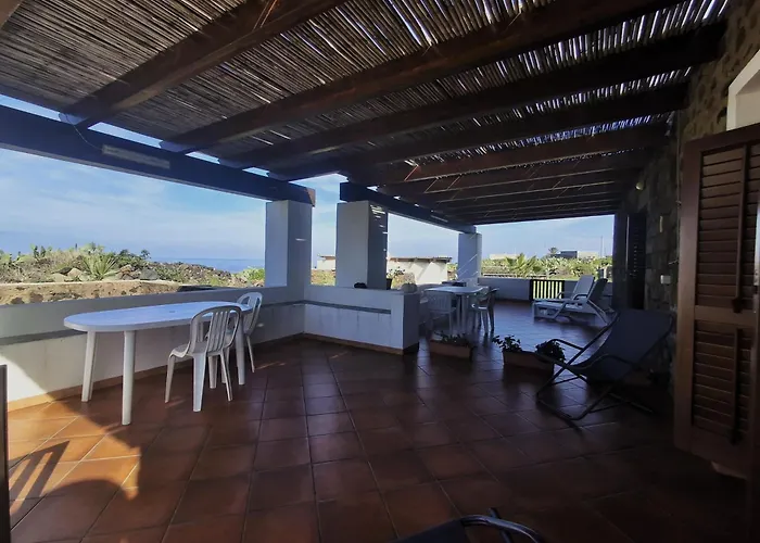 Elio&mina - Dammusi E Con Vista Mare Διαμέρισμα